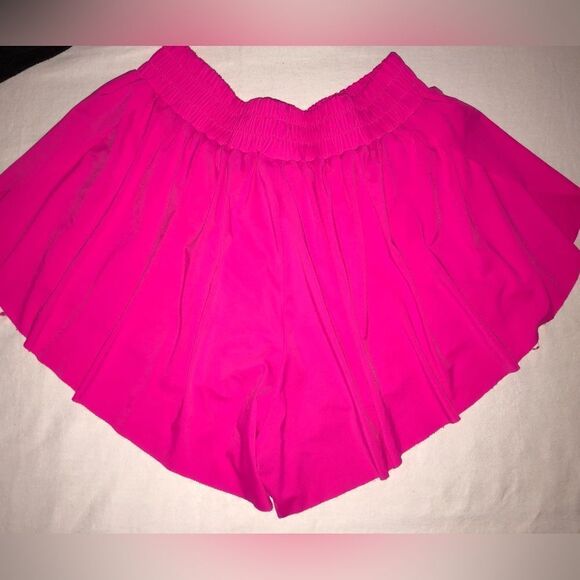 💕5️⃣Tarse flowey pink shirts with tights connected size Xs fits up to a 6 - Picture 2 of 4